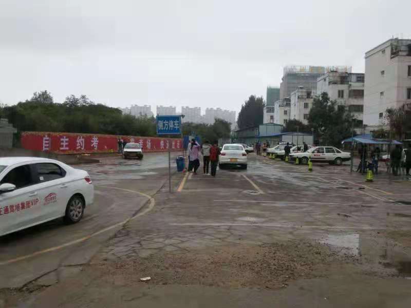 郑州驾校团购哪一个好?团购报名优惠多少?