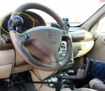   郑州学车残疾人考完c5驾照，如何才能开上小汽车？