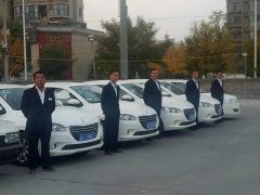 郑州考驾照的时候为什么搁一会儿就要换人呢？