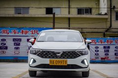 科目三训练时,学员应注重的几项驾驶行为