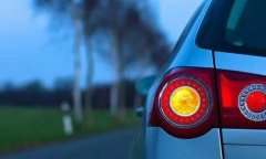 考驾校中新手开车容易犯的错误你知道吗？