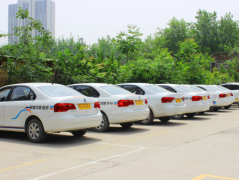 在郑州驾校报名都有那些硬性要求？